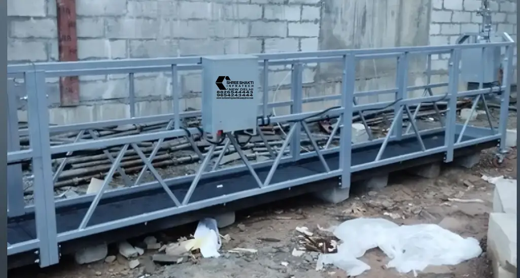 Suspended Platform with Safety Lock